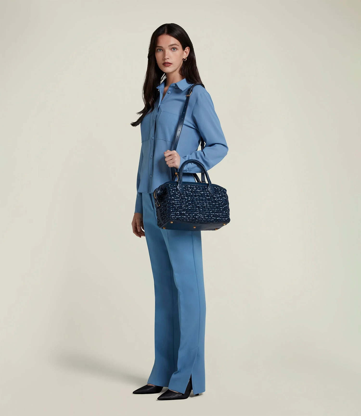 Collector's Edition: Vérité City Small Meribel Woven Sapphire 4/10 - Image 6