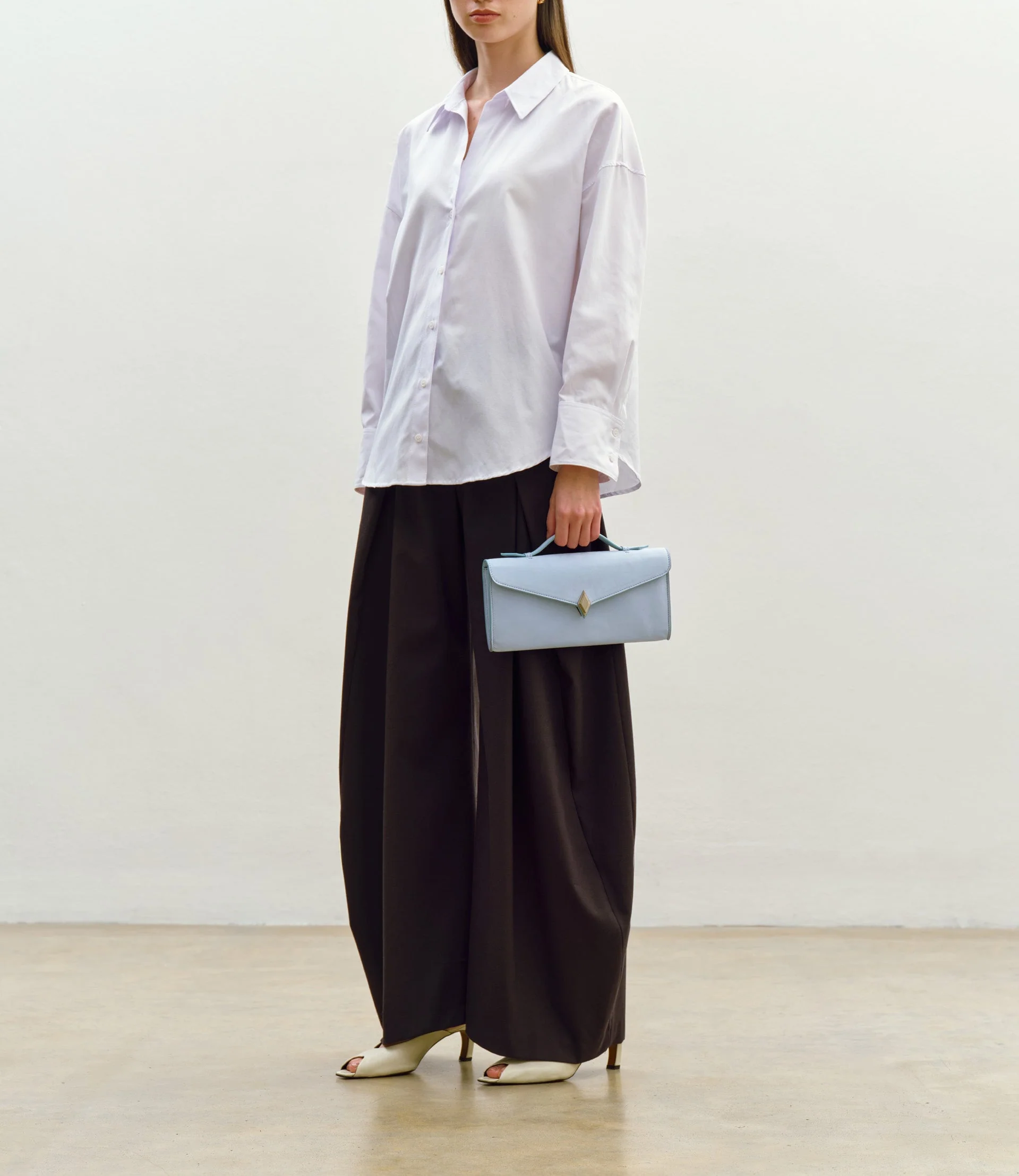 Edge Clutch Suede Hydra - Image 4