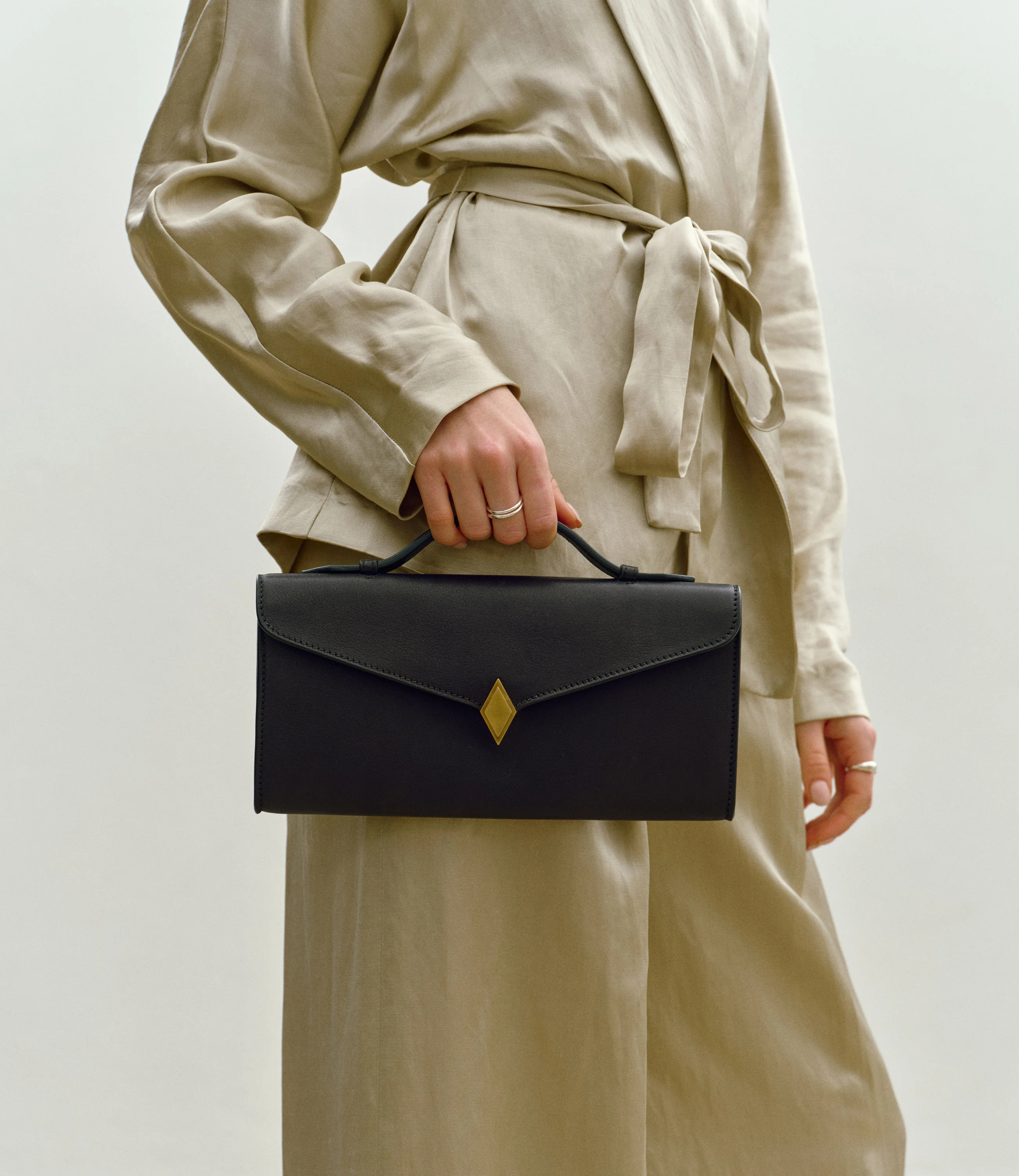 Edge Clutch Supple Calfskin Black - Image 4